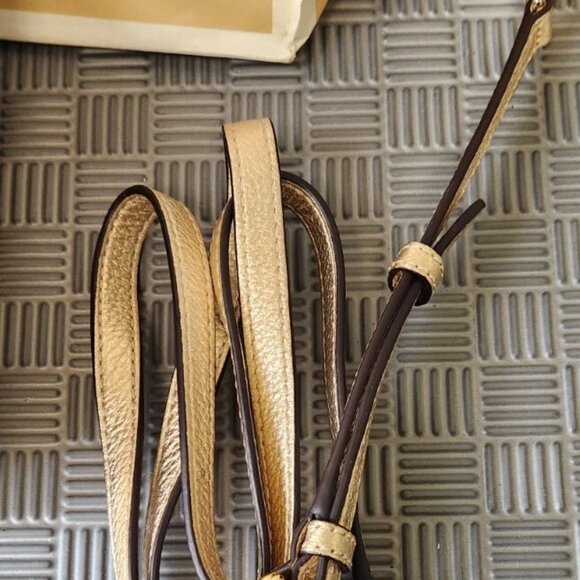 New Michael Kors Gold Ciara Eva Nylon Medium Cross Body Messenger Tall Zip Tote - Picture 7 of 15